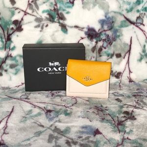 Coach . Color Block wallet.
